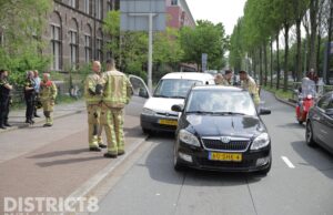 Gewonden bij kop-staart aanrijding Koningin Emmakade Den Haag