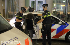 Vrouw aangehouden na dreiging met mes Turfmarkt Den Haag